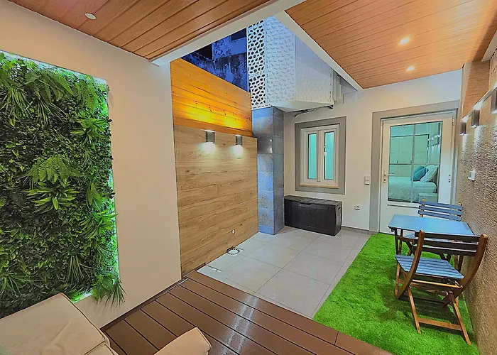 Sol At Historic & Center * לאגוּ‏ש