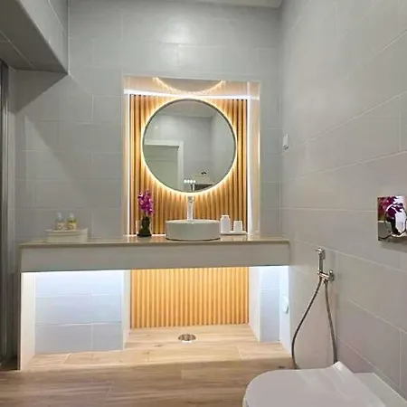 Lägenhet Sol At Historic & Center *