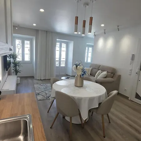 Sol At Historic & Center