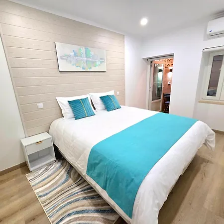 Sol At Historic & Center 公寓