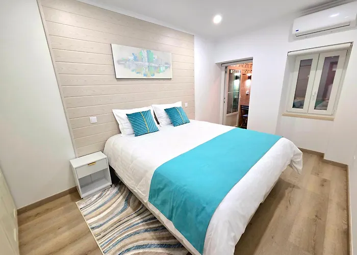 Sol At Historic & Center 公寓